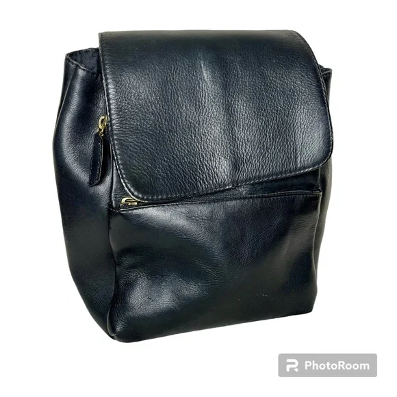 HOBO | Bags | Hobo International Backpack Black Leather Gold  display picture 2